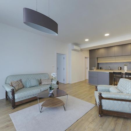 Shon Apartment Old Town Братислава Екстериор снимка